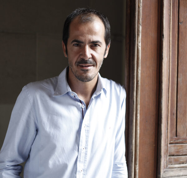 Entrevista a Francisco Esteban Bara, autor de «La Universidad de Las Narices»